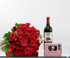 BOUQUET CONQUERS WITH WINE