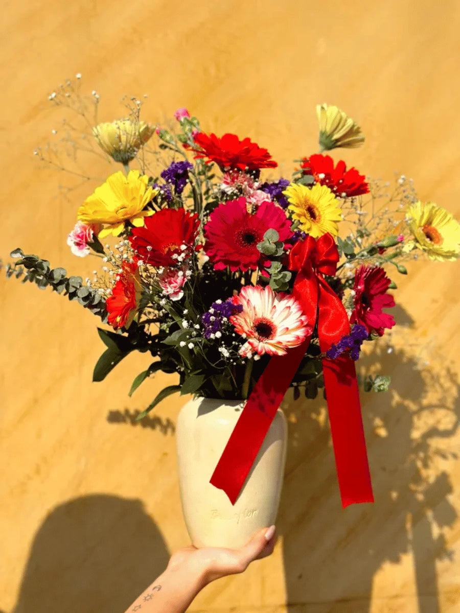 MY OLD LADY VASE